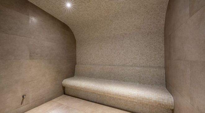 steam room 915 collins st